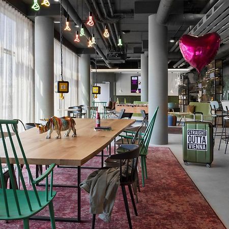 Moxy Vienna City East Exterior foto