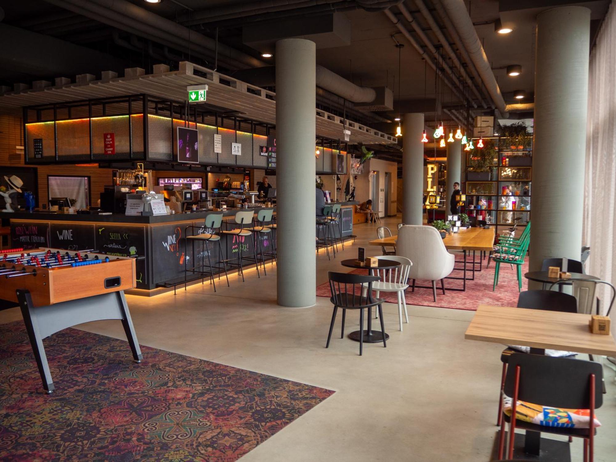 Moxy Vienna City East Exterior foto